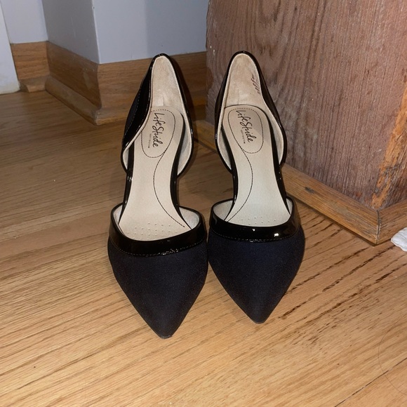 New Women’s Low Heels (2.75 inch) Size 8 - Picture 3 of 8